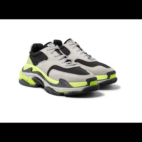 Balenciaga | Shoes | Balenciaga Triple S Men V2 Black Grey  display picture 1